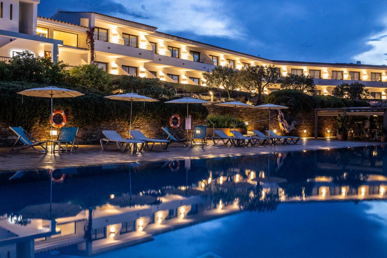 Hotel Sol Ixent - Adults Only Кадакес Екстериор снимка