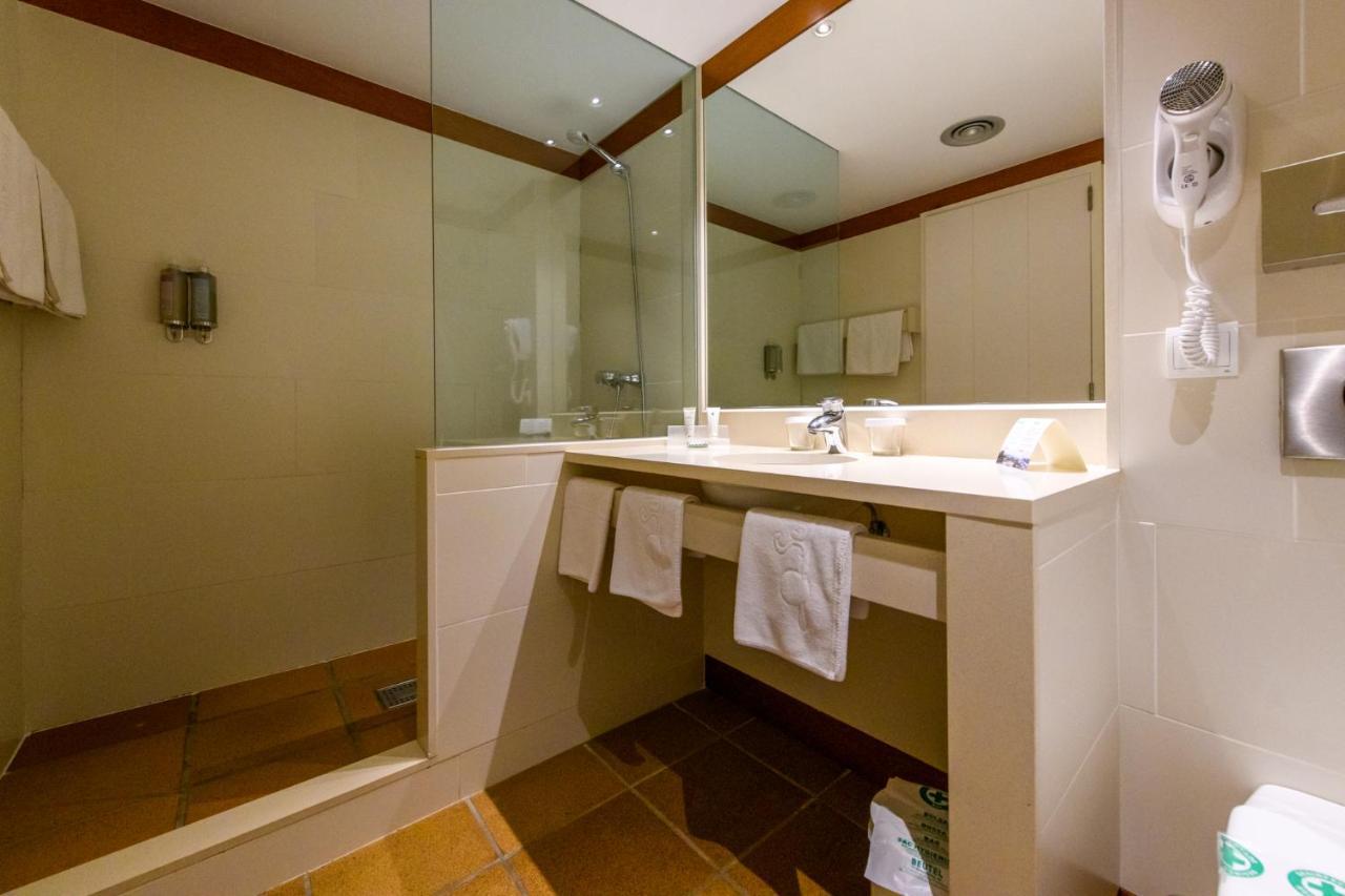 Hotel Sol Ixent - Adults Only Кадакес Екстериор снимка
