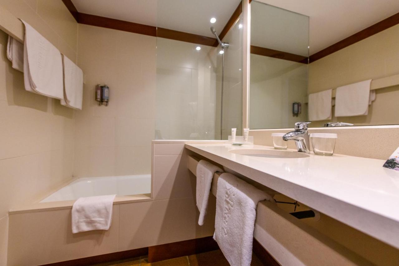 Hotel Sol Ixent - Adults Only Кадакес Екстериор снимка