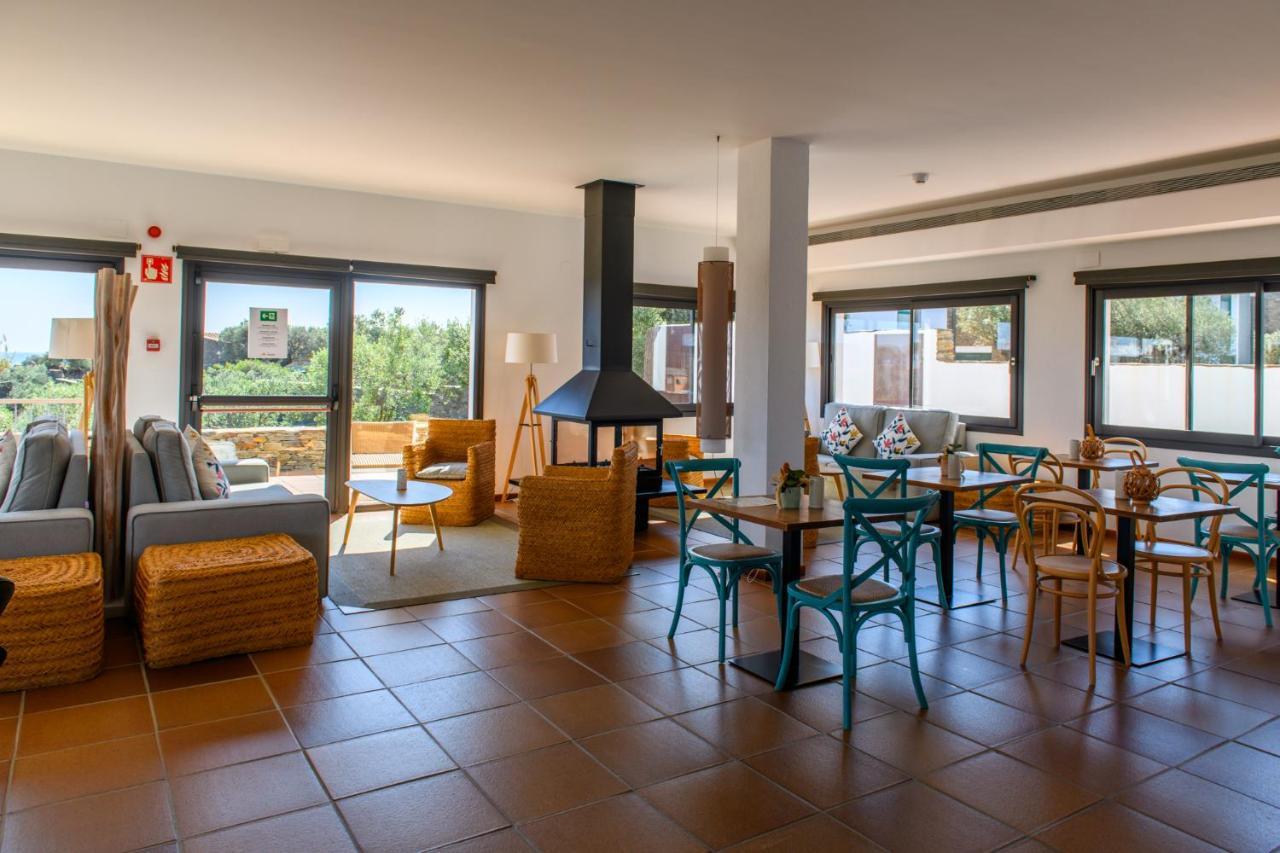Hotel Sol Ixent - Adults Only Кадакес Екстериор снимка